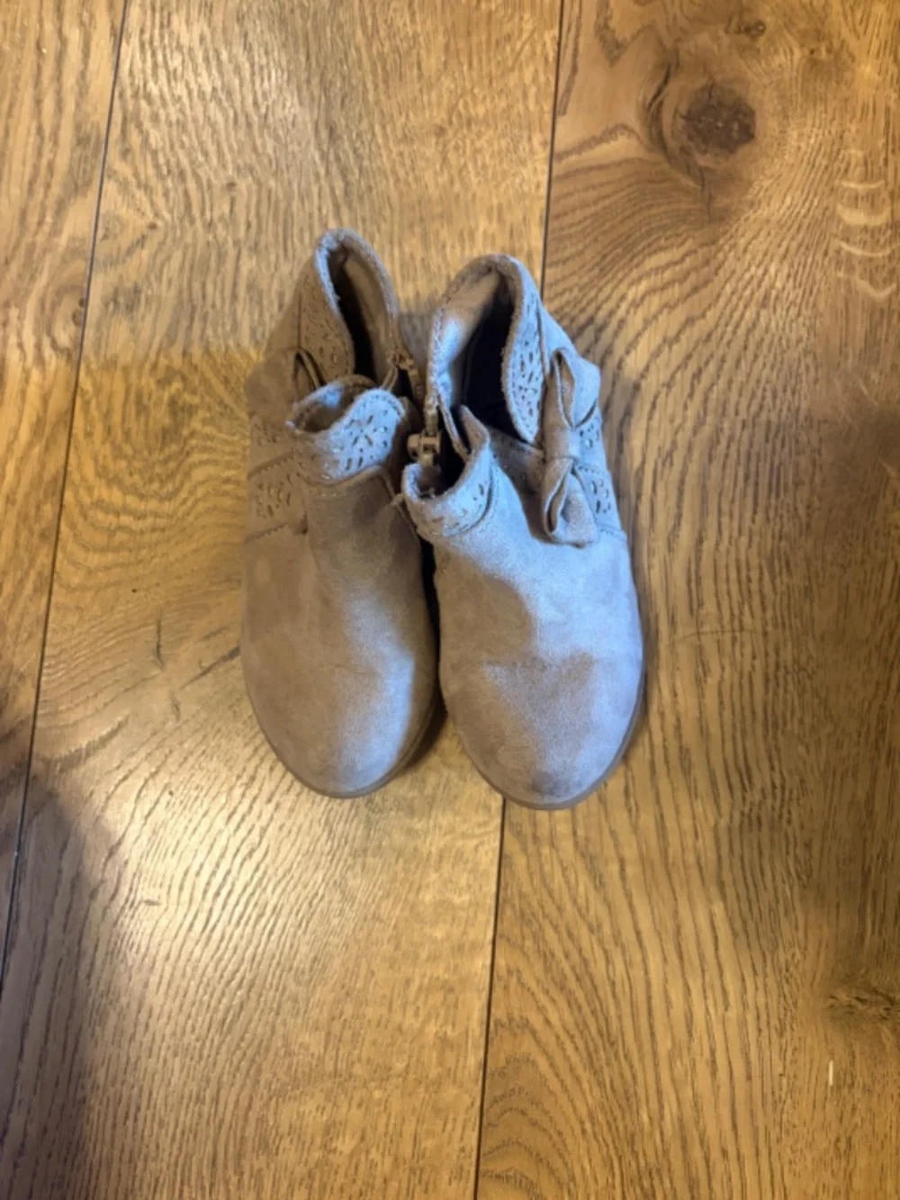 Jumping Beans Toddler Ankle Boots – Size 6